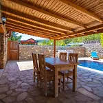 2+1 Ic Ve Dis Jakuzili Kinali (Aegean)